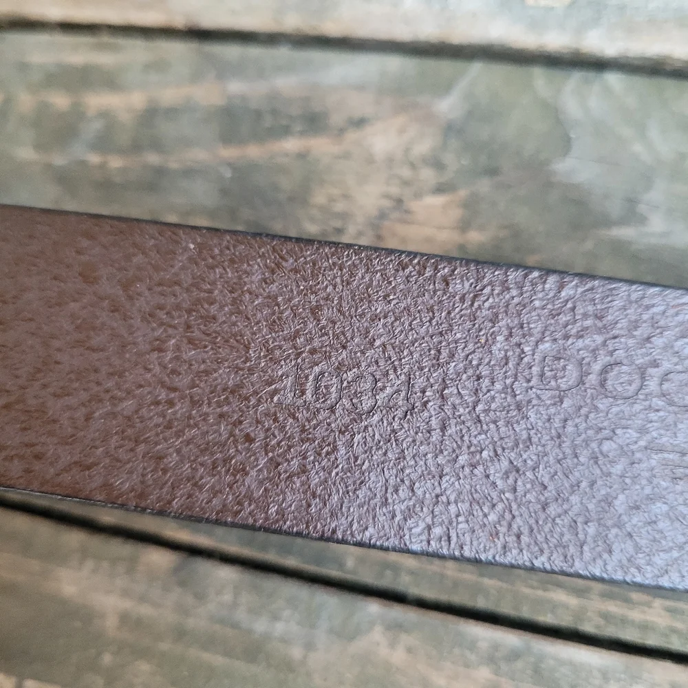Dockers brown leather belt, silver buckle, lg unisex